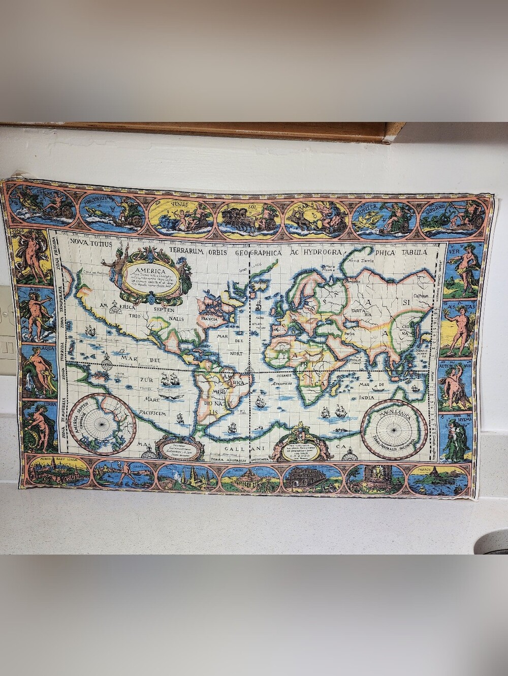 Vintage Style World Map Wall Art - Multicolor